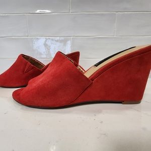 Steve Madden red seude wedges sz8